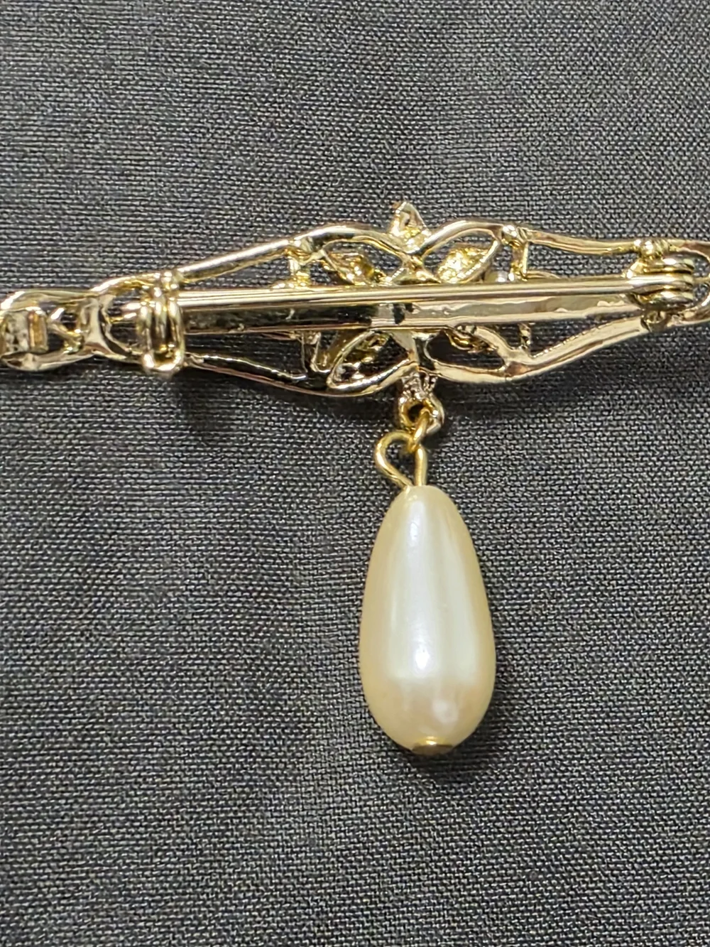 Estate Gold Tone - Victorian Design Pearl Drop Bar Brooch - 296